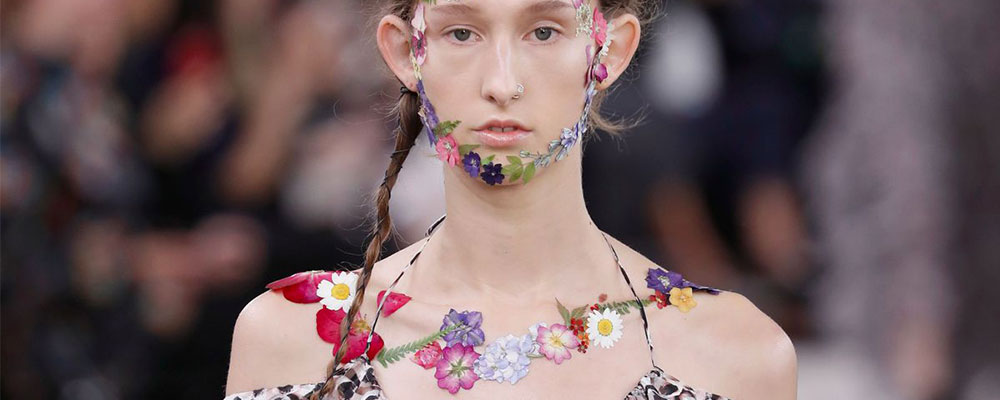 Flower Face Paint: Next Big Beauty Trend From LFW SS17
