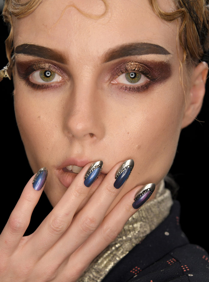 Nail art designs - The Blonds