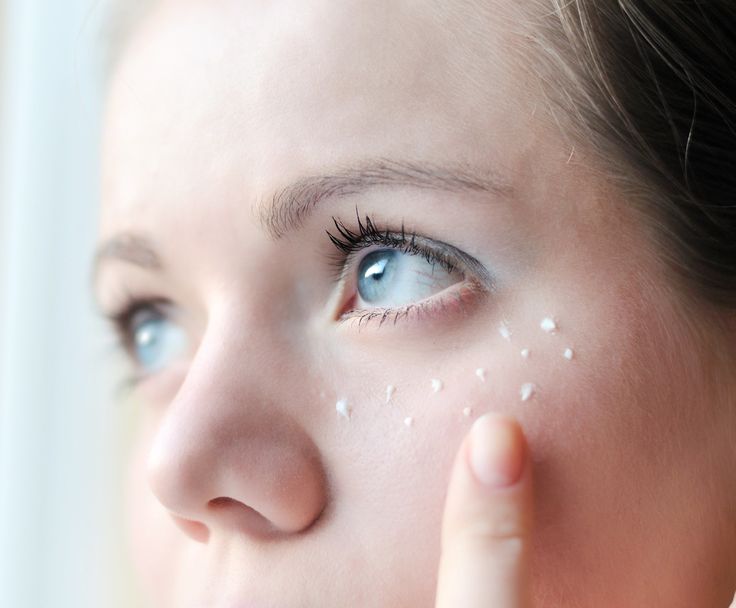 Uses For Coconut Oil - Under-eye cream