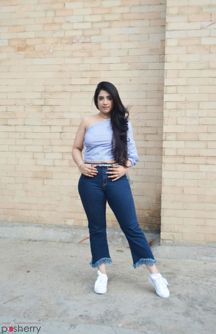 What To Wear With Jeans That Have Frayed Hems [Two Looks]