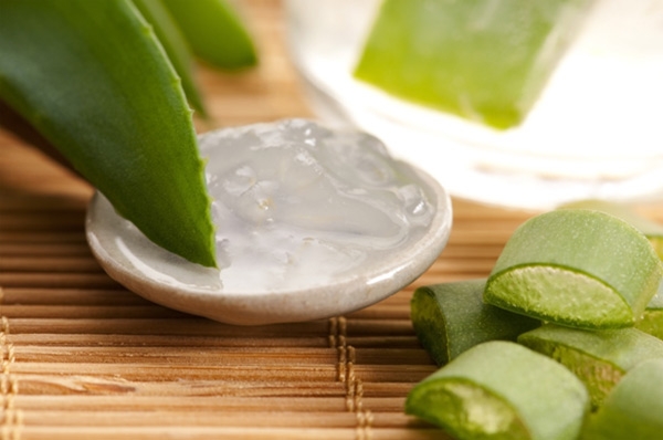 How to remove tan- Aloevera