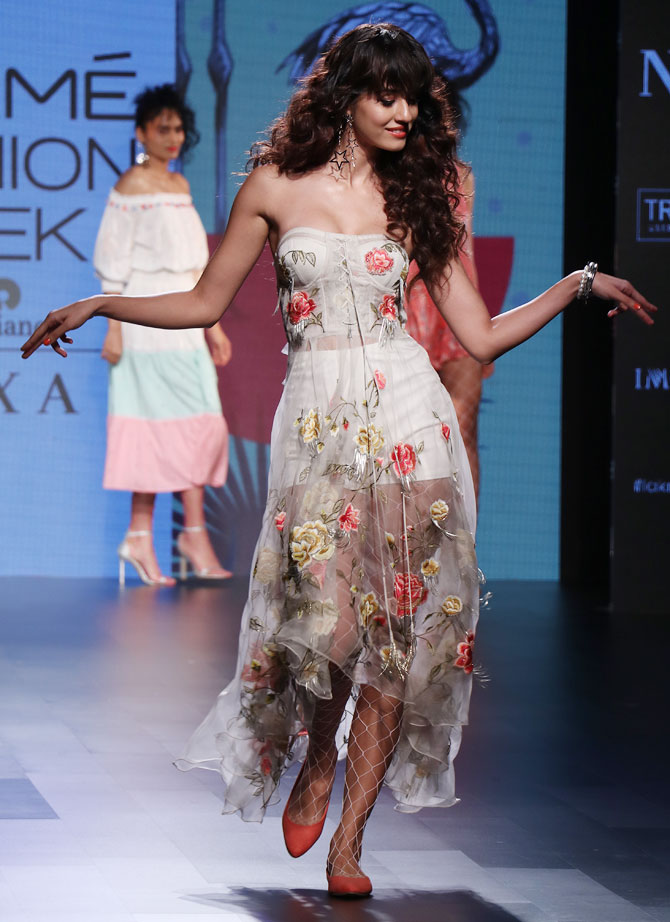 Lakme Fashion Week-Showstopper of Floral embroidery