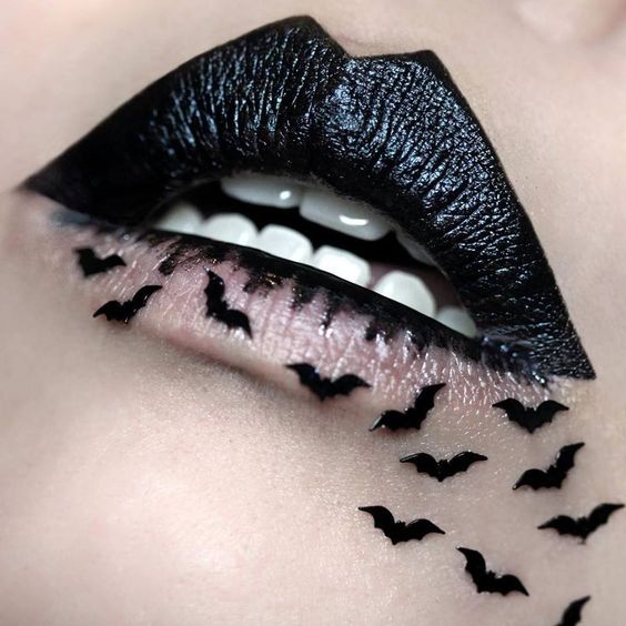 Creepy-Crawly Bat Halloween Makeup Ideas